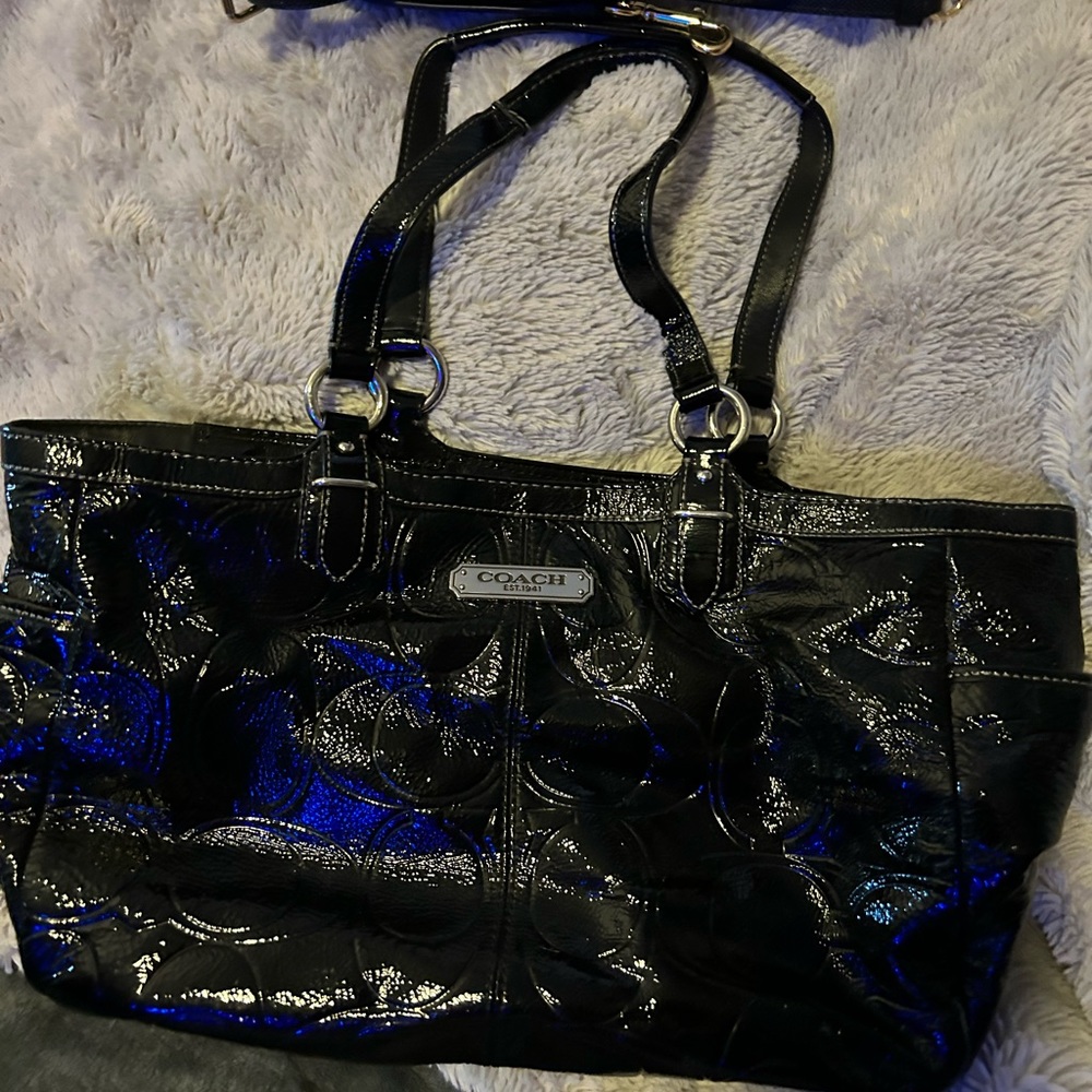 Authentic coach purse, black leather